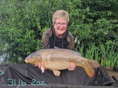 Kerry Guest with her new PB, a 31-02 Common from Grebe Lodge
