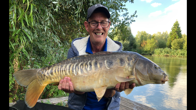 Glen Grint with a 25lb Mirror from Cherry Pool