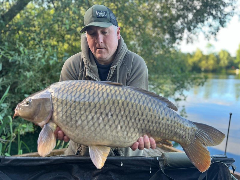 7564db5f-6047-46b0-b50a-8f40292661ef