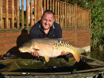 Alan Burford. 32-04 L.JPG