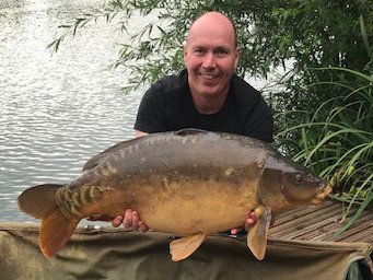 Andrew Johns 31-05 Mirror. Cherry Lake