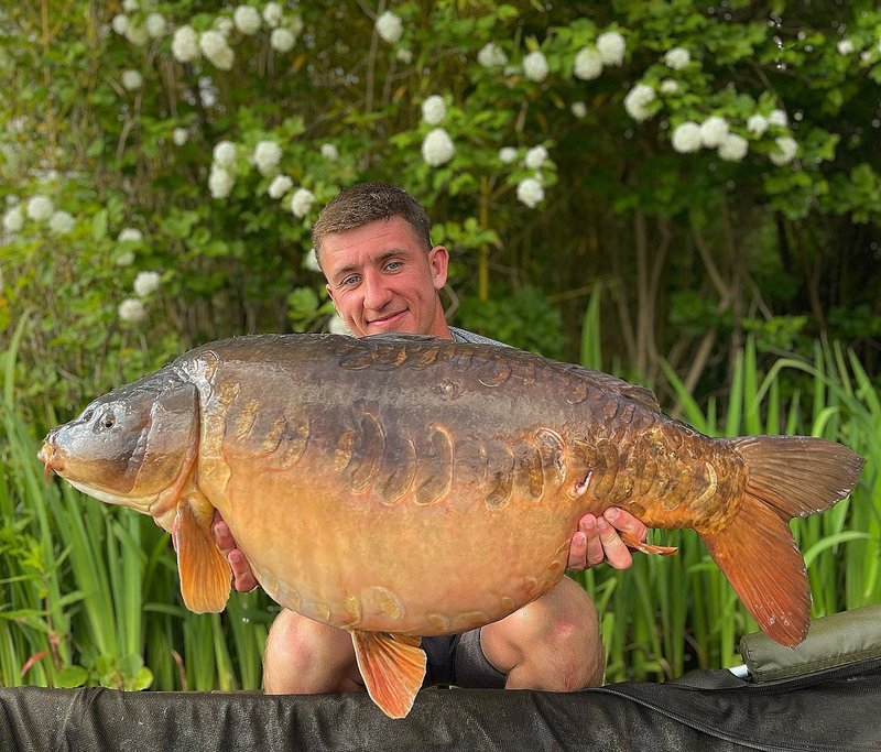 Cameron Branaghan. 44-02 L