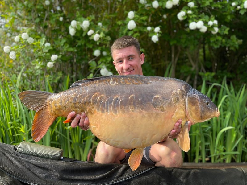 Cameron Branaghan. 44-02 R