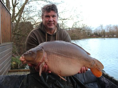 Chris-Hughes. 32-08 Mirror.Cherry Lake