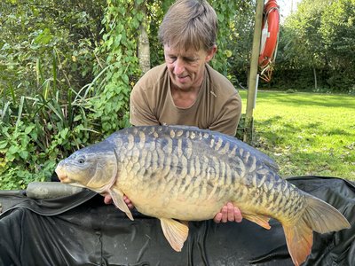 Chris Skelt. 42-00 L