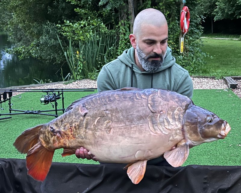 Costa Koureas. 39-09 R