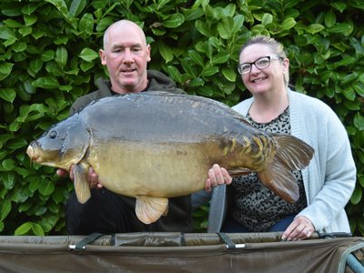 Wayne and Amanda Poole 40-04 Mirror