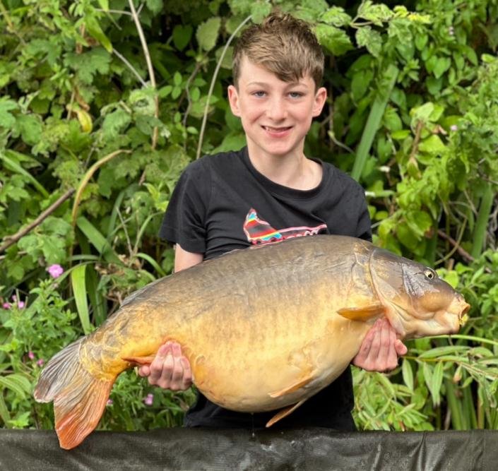 Daniel Buffoni. 32-07 R