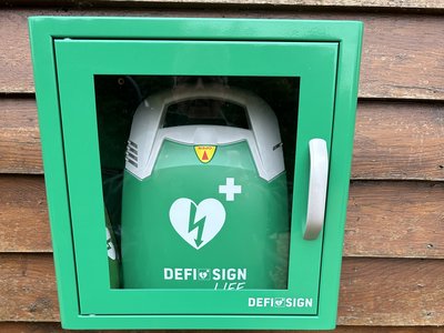 Grebe Defib