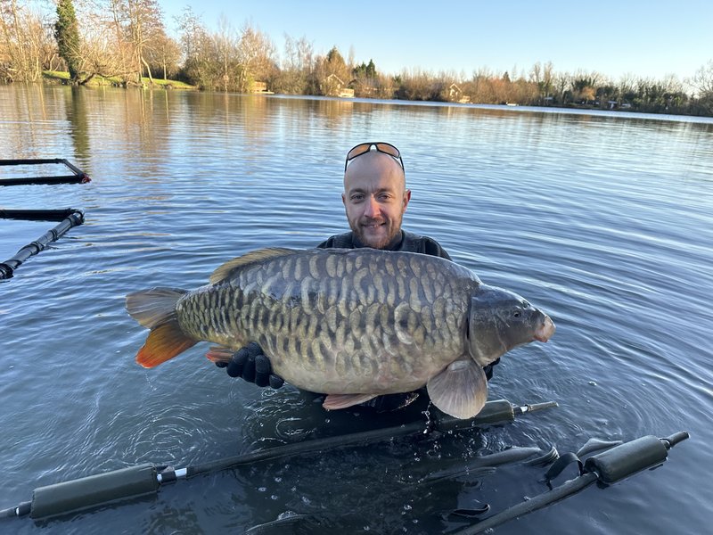Ben with a 37-08 Fully Scaled Mirror
