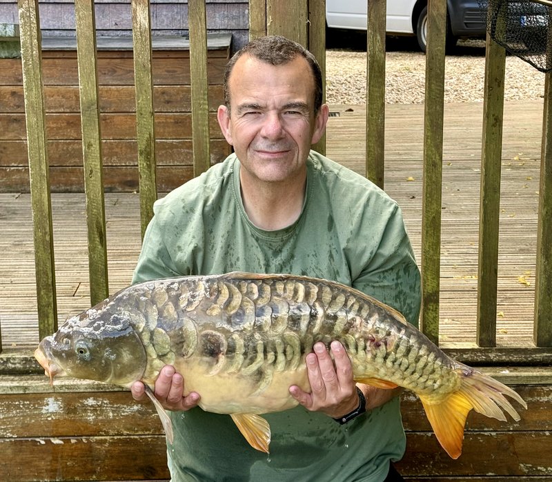 Nick Christie with a 23-04 heavily scaled Mirror from Cherry Pool