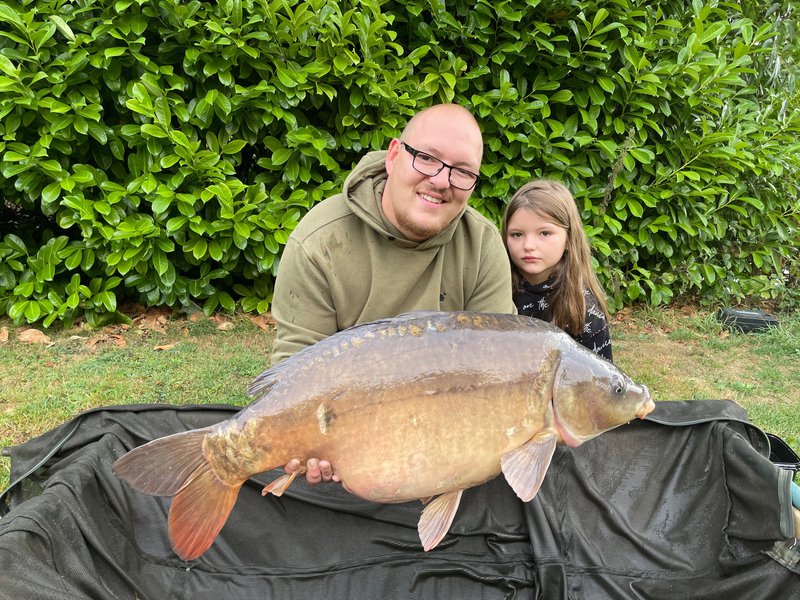 Sam Matthews 36-10 Mirror