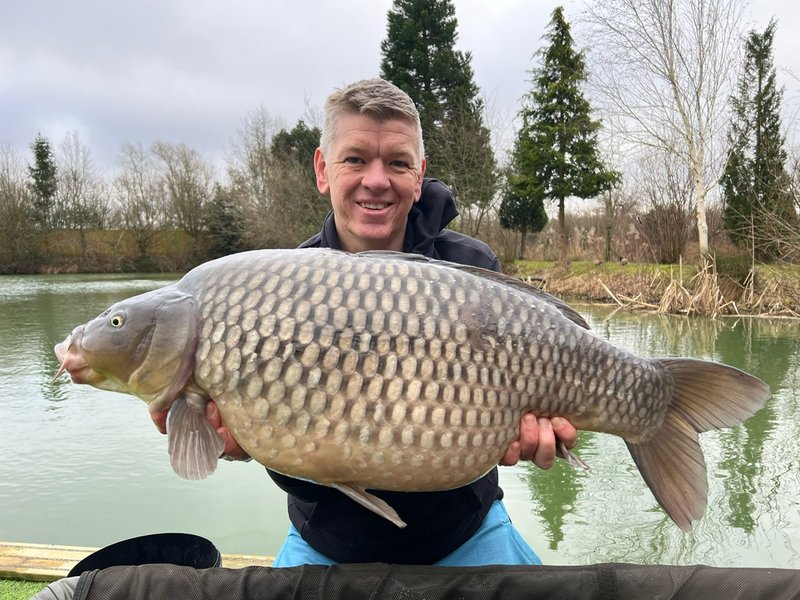 Ian Blackwell with a 28lb Cherry Mere Common