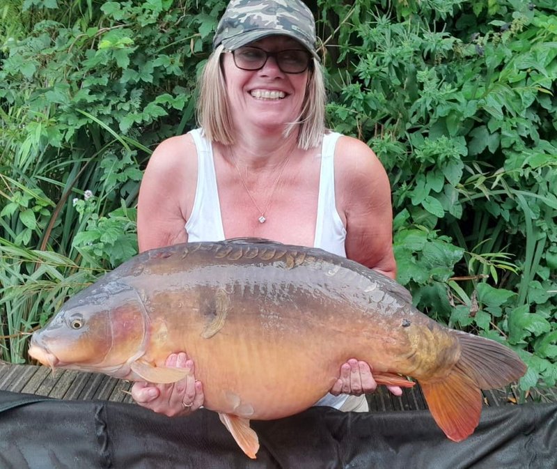 Kaaren Jenner. 35-02L