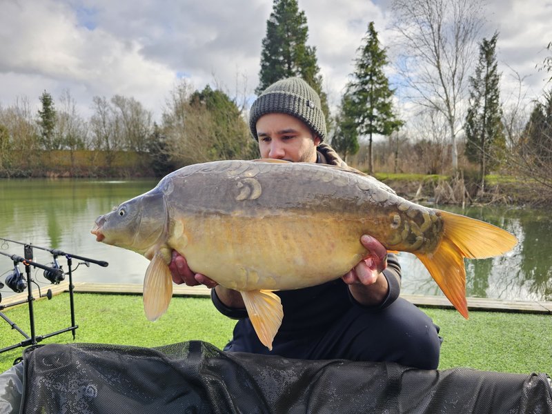 LLoyd Carty with a Mirror of around 20lb