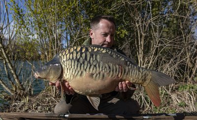 Leon Sprague with an impressive Cherry Lake Mirror of 21lb