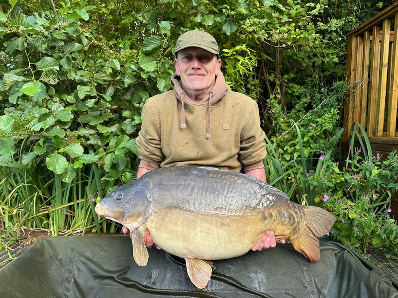 Mark Goodyear. 44-08 L