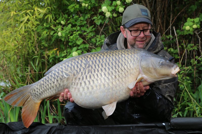 Martin Bowler. 38-04 R