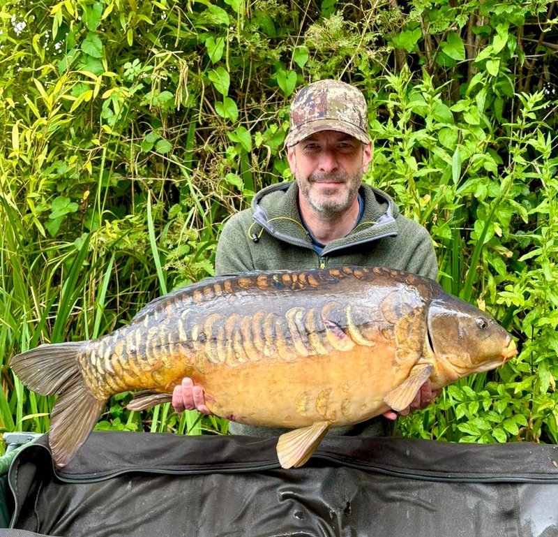 Matthew Hitchcock. 35-04 R