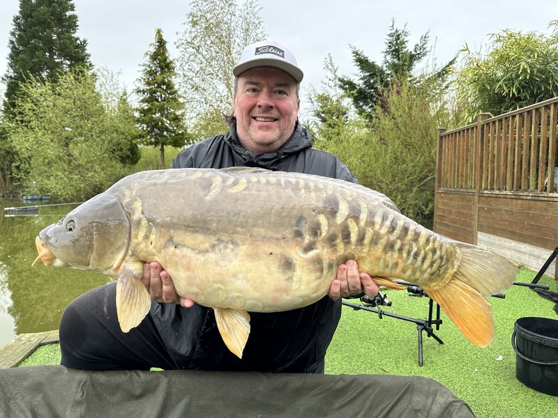 Roy Clare. 34lb