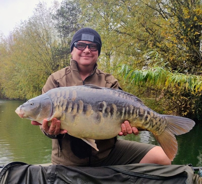 Simon Spencer with a 25-04 Cherry Springs Mirror